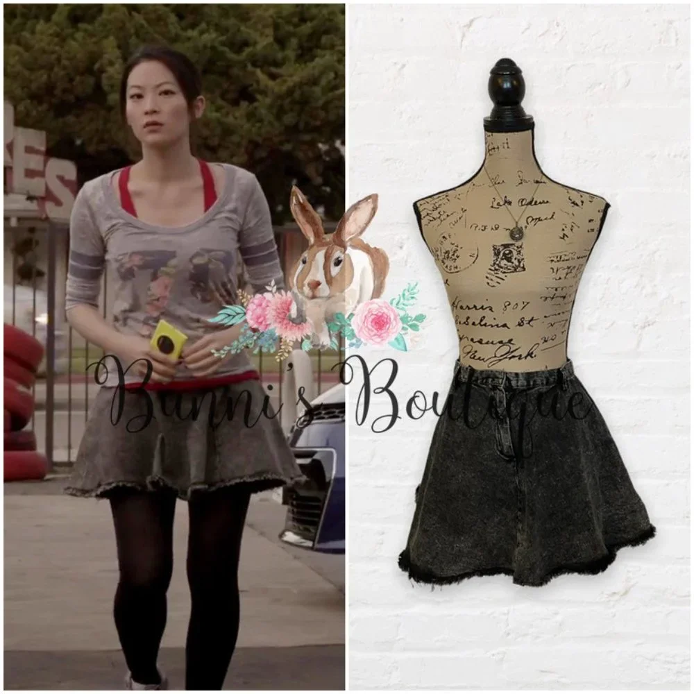 Kira Yukimura's H&M Divided Distressed Denim Circle Skirt Teen Wolf - Picture 1 of 7